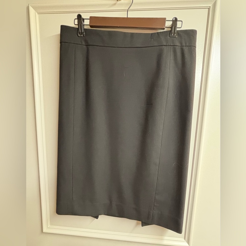 Classic Black Women's Pencil Skirt